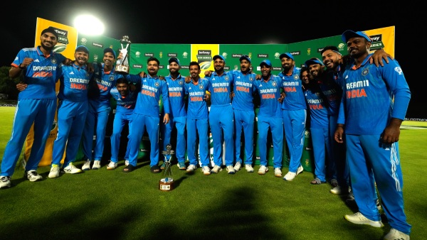 Indian team pose after series win in South Africa