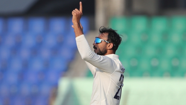 ind-vs-eng-rohit-sharma-names-axar-patel-ahead-of-kuldeep-yadav-india-playing-11-1st-test-vs-england