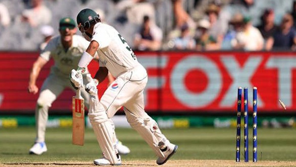 pak-vs-aus-bobsy-the-king-trends-as-babar-azam-ends-3-match-series-vs-australia-without-a-fifty
