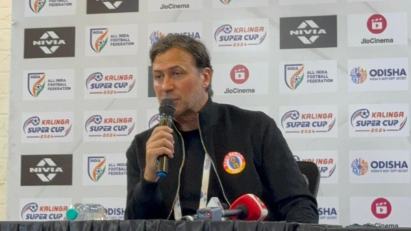 East Bengal coach Carles Cuadrat