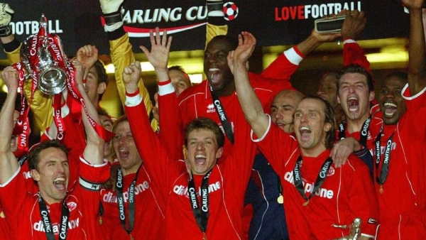 Middlesbrough captain Gareth Southgate lifts the Carling Cup
