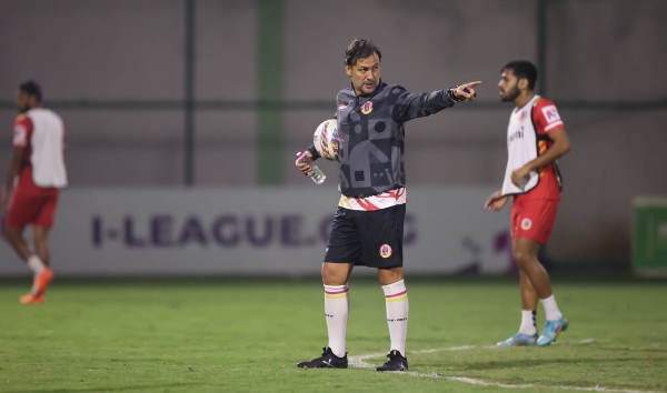 East Bengal coach Carles Cuadrat