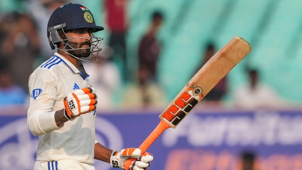 ind-vs-eng-michael-vaughan-lauds-ravindra-jadeja-for-playing-old-style-test-cricket-in-rajkot