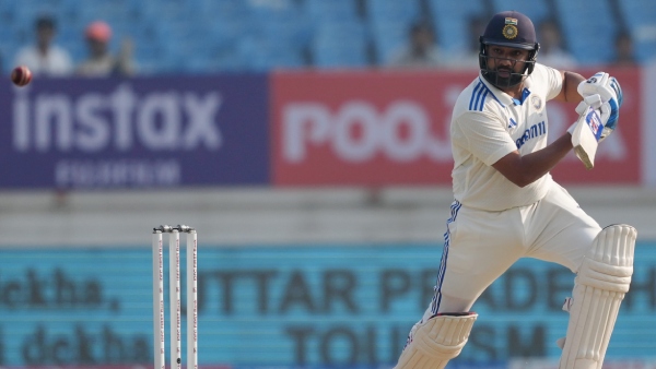 ind-vs-eng-3rd-test-rohit-sharma-ravindra-jadeja-stitch-fifty-partnership-after-jaiswal-gill-patidar