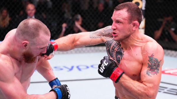 (R-L) Jack Hermansson punches Joe Pyfer during the UFC Vegas 86 main event. (Photo by Jeff Bottari/Zuffa LLC via Getty Images)