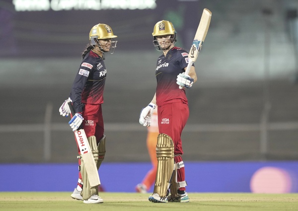 Sophie Devine Smriti Mandhana