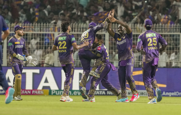 KKR vs RCB Twitter Reaction