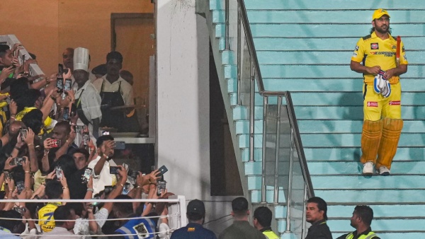 ipl-2024-csk-coach-stephen-fleming-talks-about-space-owned-by-ms-dhoni-calls-him-heartbeat-of-tea