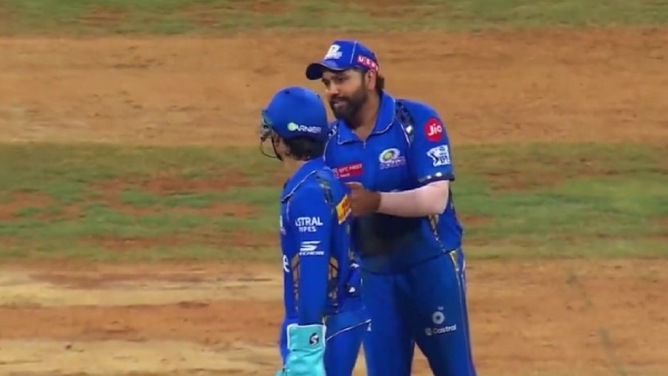 mi-vs-rcb-watch-rohit-sharma-invites-dinesh-karthik-to-play-t20-world-cup-after-22-ball-fifty