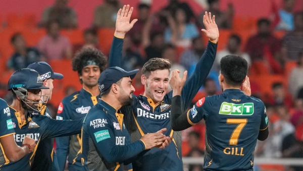 gujarat-titans-tackle-waste-challenge-to-score-big-on-sustainability-during-tata-ipl-2024