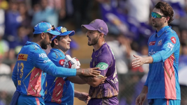 mi-vs-kkr-ipl-2024-wankhede-stadium-pitch-report-mumbai-weather-forecast-live-streaming-info