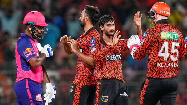 IPL 2024 RR vs SRH Sworn an oath to choke in important game Sanju Samson gets trolled on Twitter for another poor show in knockout games