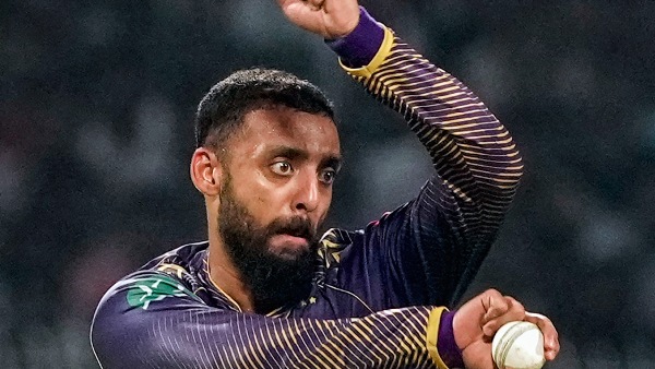 ipl-2024-brett-lee-decodes-how-varun-chakravarthys-spin-wizardry-made-life-difficult-for-mumbai