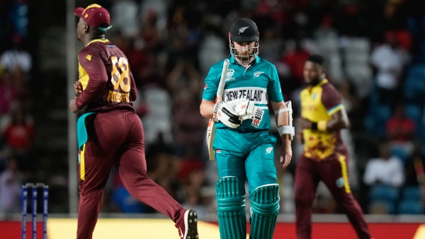 pakistan-journalist-humiliated-by-mitchell-mcclenaghan-for-poor-take-on-new-zealand-defeat-vs-wi