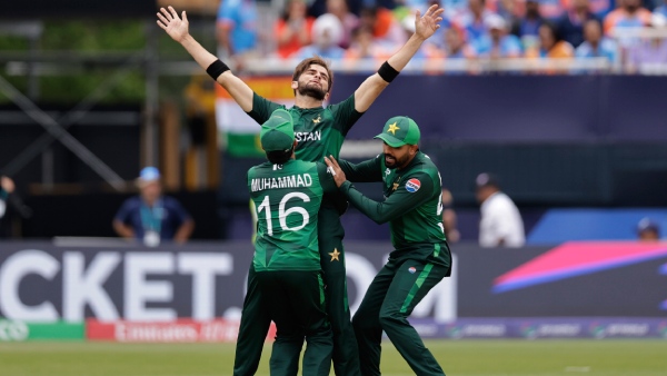 pak-vs-ire-learnt-from-arshdeep-singh-shaheen-afridi-trolled-despite-taking-2-wickets-in-first-over