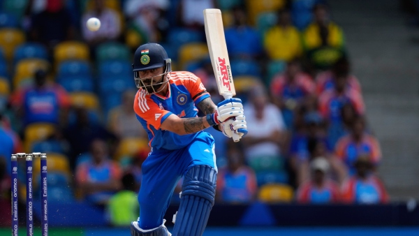 ind-vs-sa-t20-wc-final-virat-kohli-prays-seconds-before-match-start-hits-three-boundaries-first-over