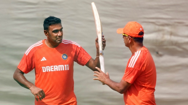 R Ashwin and Rahul Dravid