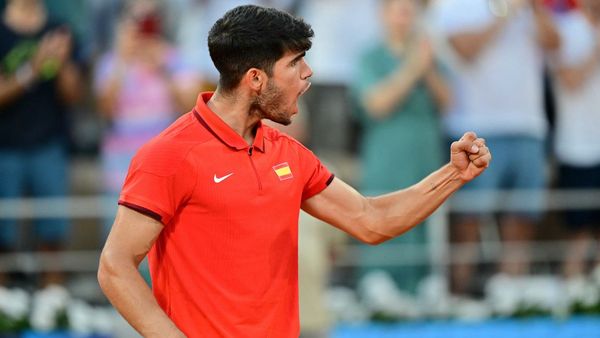 Alcaraz Wins Despite Injury Alcaraz Wins Despite Injury