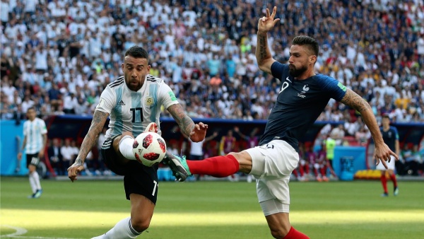 Olivier Giroud and Nicolas Otamendi