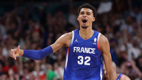 France Wins in Overtime vs Japan