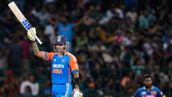 ind-vs-sl-india-take-unassailable-2-0-lead-after-chasing-revised-target-of-78-in-6-3-overs