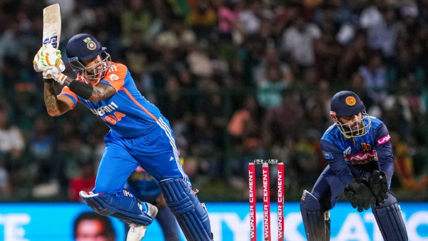 india-vs-sri-lanka-1st-t20i-full-list-of-awards-winners-most-sixes-man-of-the-match-and-cash-prize