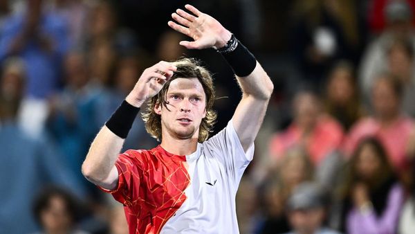 Rublev Wins Against Sinner