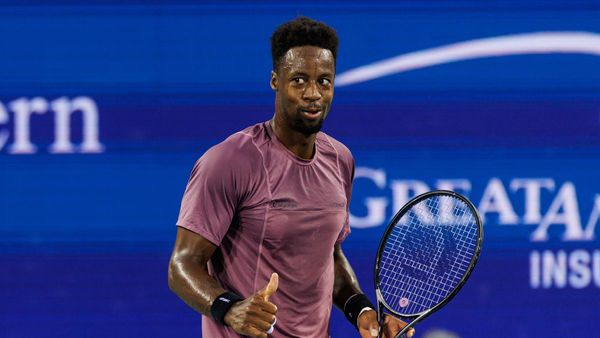 Monfils Upsets Alcaraz at Cincinnati