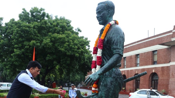 national-sports-day-2024-honoring-major-dhyan-chand-and-celebrating-indias-sporting-spirit