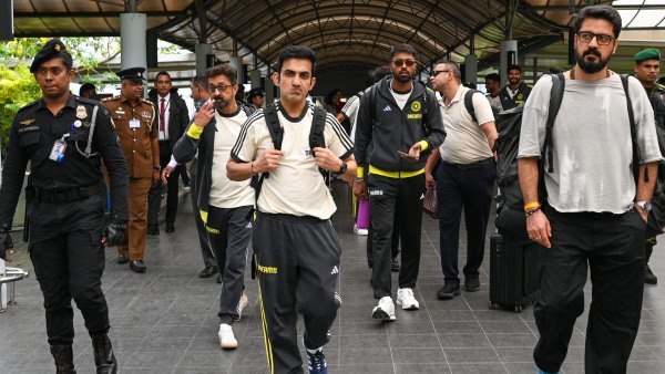 hilarious-gautam-gambhir-memes-leave-fans-in-split-india-lose-odi-series-vs-sri-lanka-after-27-years