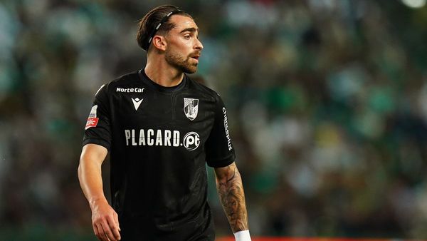 Silva Signs with Nottingham Forest