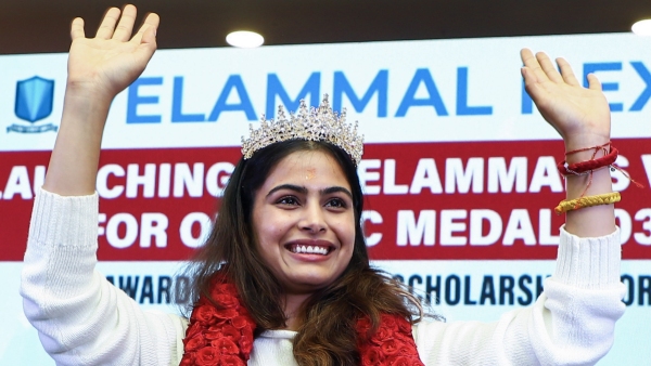 Manu Bhaker Felicitated by Velammal Academy Paris Olympic-Medallist Shooter Receives Special Memento Breaks A Leg With Students - Watch Manu Bhaker Felicitated by Velammal Academy Paris Olympic-Medallist Shooter Receives Special Memento Breaks A Leg With Students - Watch