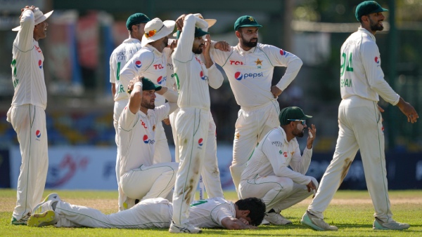 bachelor-naseem-shah-dropped-to-enjoy-fatherhood-fans-react-as-pakistan-drop-pacer-for-second-test