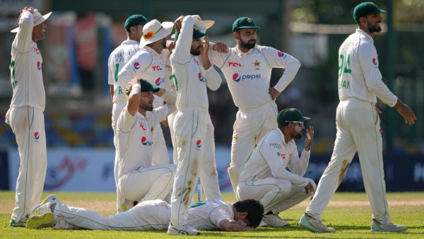 pakistan-cricket-and-pcb-trolled-for-selling-tickets-for-bangladesh-test-matches-for-rs-15-only pakistan-cricket-and-pcb-trolled-for-selling-tickets-for-bangladesh-test-matches-for-rs-15-only