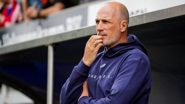 Clement Critiques Rangers' First-Half Clement Critiques Rangers' First-Half