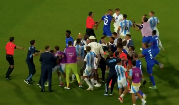 Argentina France players get involved in Ugly Fight Argentina France players get involved in Ugly Fight