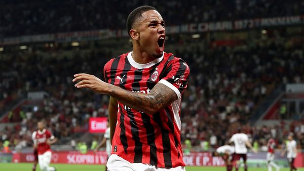 Milan's Late Rally Earns 2-2 Draw