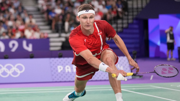Paris Olympics 2024 Viktor Axelsen Clinches Back-to-Back Olympic Titles Emulates Legendary Lin Dan