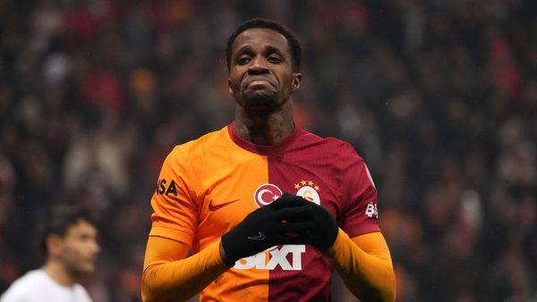 Zaha's Loan Switch to Lyon