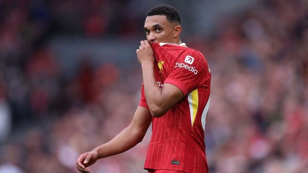 Alexander-Arnold Focused on Silverware at Liverpool