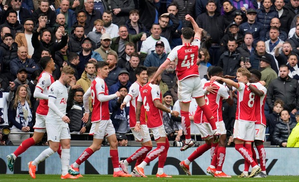 Tottenham vs Arsenal Tottenham vs Arsenal