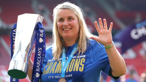 Hayes' Chelsea Exit: WSL's New Chapter