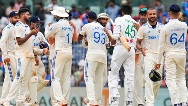 India Playing 11 Hosts field unchanged eleven as Rohit Sharma opt to bowl in overcast Kanpur conditions India Playing 11 Hosts field unchanged eleven as Rohit Sharma opt to bowl in overcast Kanpur conditions