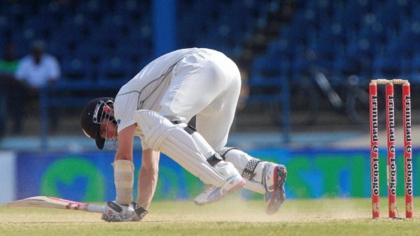 new-zealand-made-to-follow-on-after-88-all-out-sri-lanka-take-fifth-highest-first-innings-lead-test