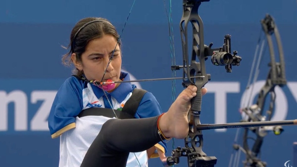 india-s-mixed-compound-archery-team-heads-into-knockouts-as-top-seeds-world-record-paris-paralympics