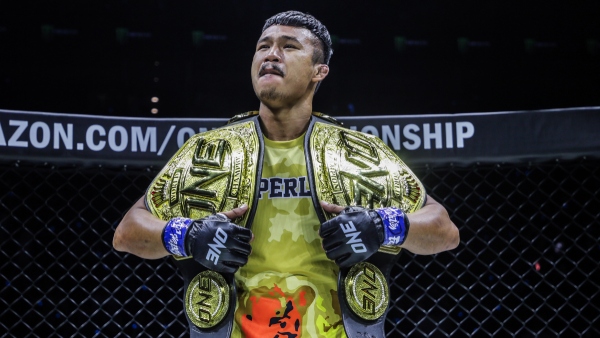 Superlek Kiatmoo9 Superlek Kiatmoo9