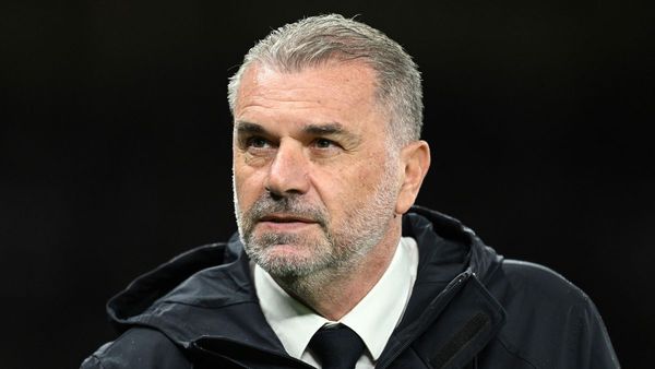 Tottenham Shows Resilience After Red Card Tottenham Shows Resilience After Red Card