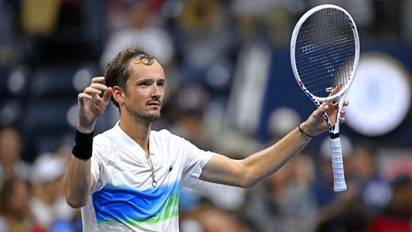 Medvedev Advances in US Open