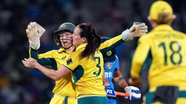 Australia women likely to stick to winning combo