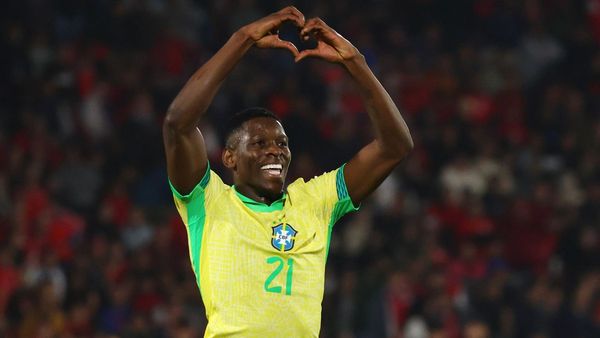 Brazil Beats Chile 2-1 in World Cup Qualifier